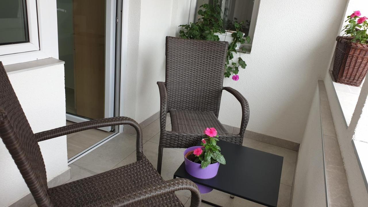 Lovely Private Flats Free Parking Novi Sad Exterior photo