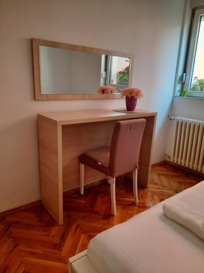 Lovely Private Flats Free Parking Novi Sad Exterior photo